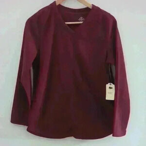 🌴2/$25🌴ST. JOHN'S BAY | Women's Deep Ruby Fleece V-neck Sweater